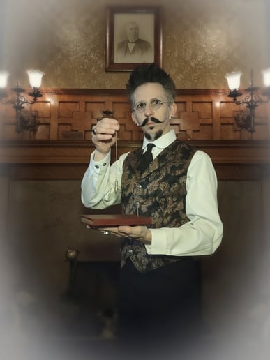 Gallery photo 1 of Christopher the Collector