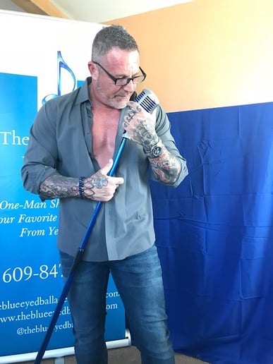 Gallery photo 4 of The Blue-Eyed Balladeer