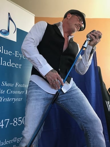 Gallery photo 9 of The Blue-Eyed Balladeer