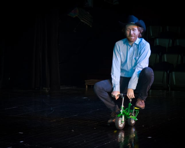 Gallery photo 2 of The Brooklyn Juggler