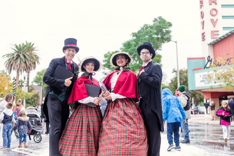 Gallery photo 8 of The Candlelight Carolers