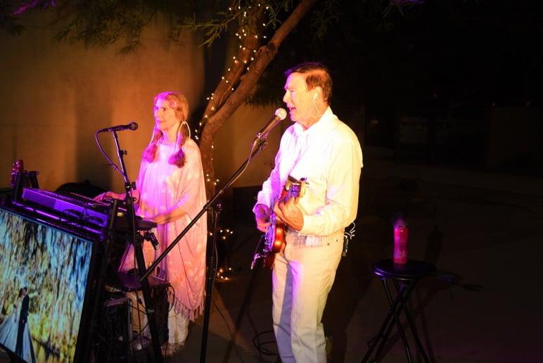 Gallery photo 30 of The Cardells