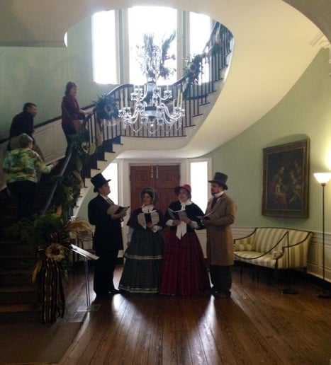 Gallery photo 5 of The Charleston Caroling Company