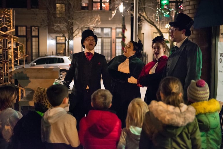 Gallery photo 1 of The Chicago Carolers