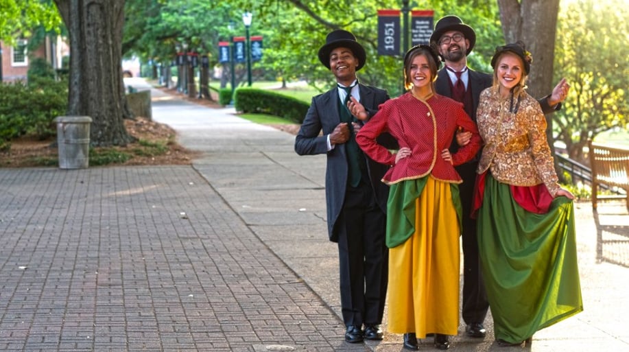 Gallery photo 4 of The Christmas Carolers, LLC