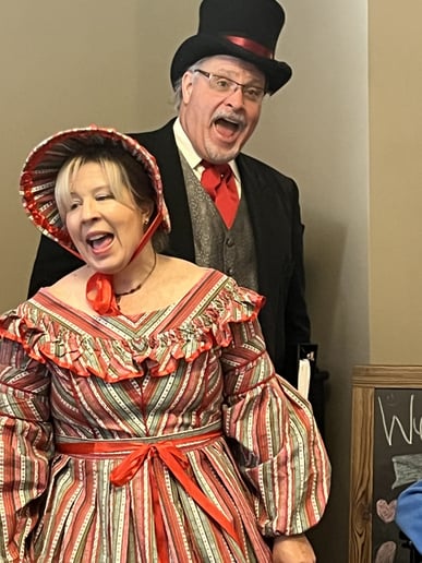 Gallery photo 3 of The Christmas CarolerZ