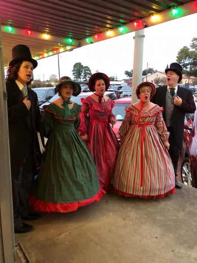 Gallery photo 6 of The Christmas CarolerZ