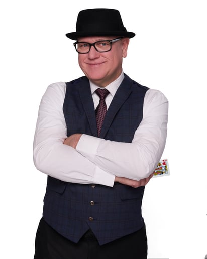 Gallery photo 2 of The Comedy Magic of Danny Hamill