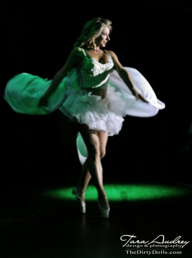Gallery photo 6 of Dirty Dolls Revue