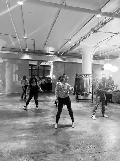 Gallery photo 14 of the DANCING DESIGNER