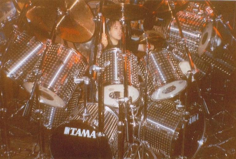 Gallery photo 2 of The Demolition Drummer/Growling Gorilla