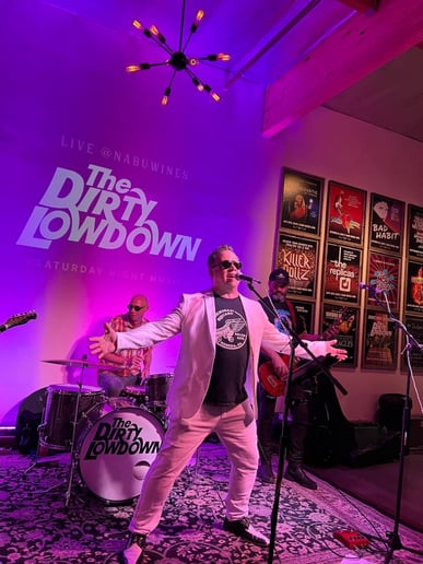 Gallery photo 6 of The Dirty Lowdown