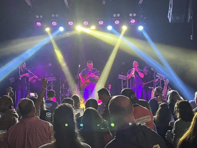 Gallery photo 8 of The DMB Project