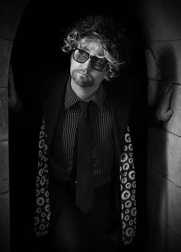 Gallery photo 9 of The Doctor Him?self