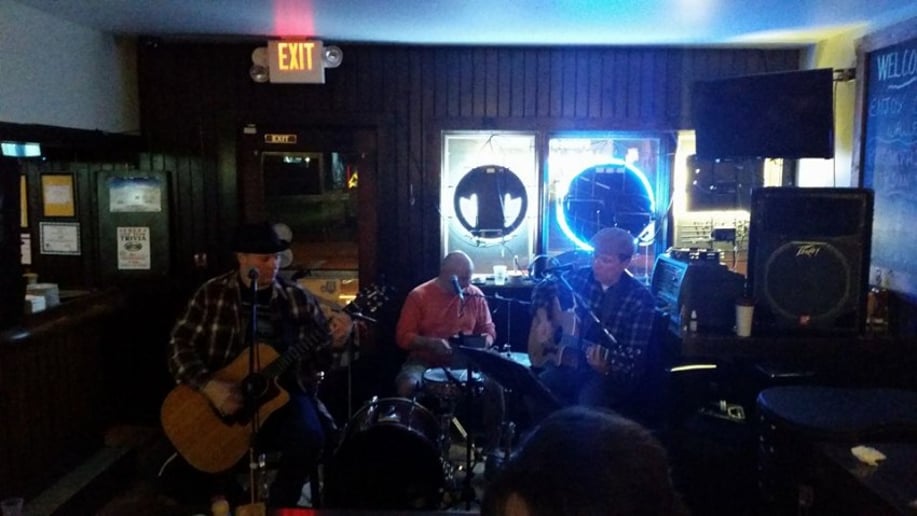 Gallery photo 4 of The Dog & Pony Show