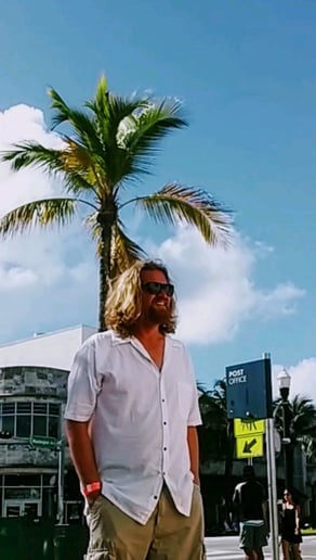 Gallery photo 2 of The Dude (Big Lebowski)