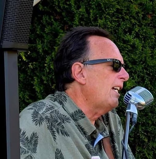 Gallery photo 9 of The Eclectic Campfire Show