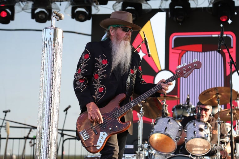 Gallery photo 5 of The Eliminator Band