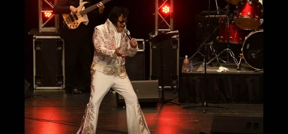 Gallery photo 10 of The Elvis Experience
