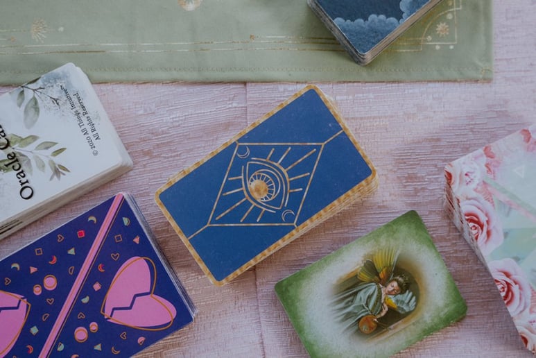 Gallery photo 10 of The Emerald Eye Tarot Readings