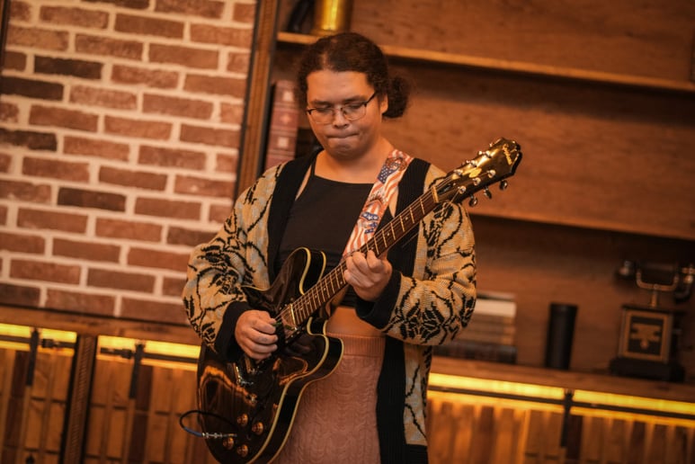Gallery photo 8 of Shay Butter Band