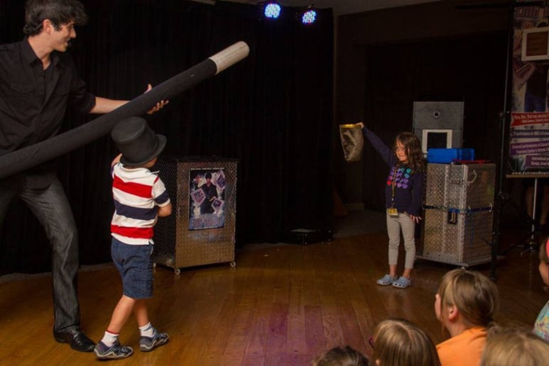 Gallery photo 24 of The Extreme Magic Of Eric Wilzig