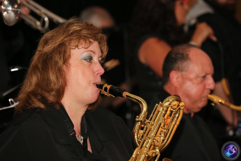 Gallery photo 7 of The Fabulous Philadelphia Mojo Kings Dance Band