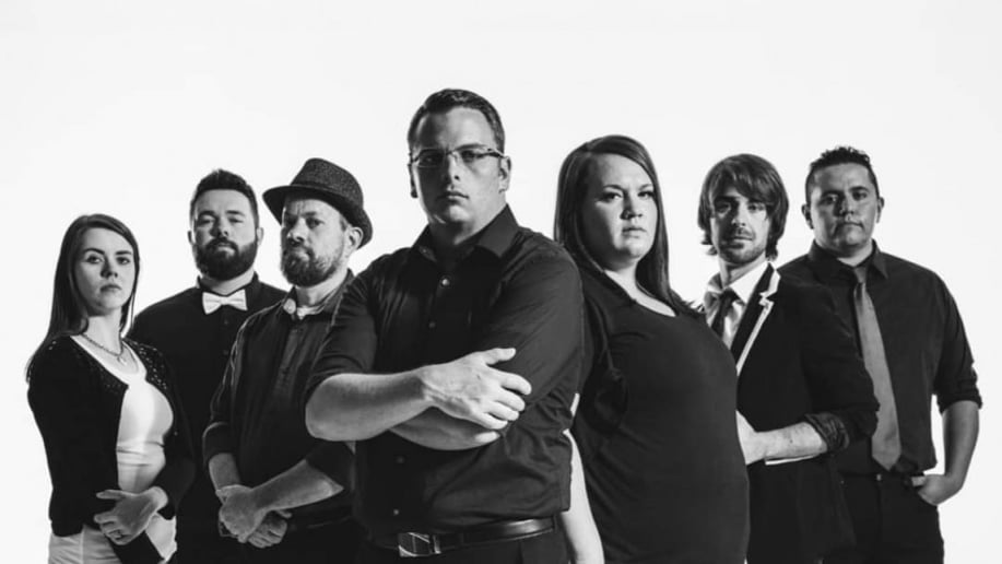 Gallery photo 1 of The Famous Undercover