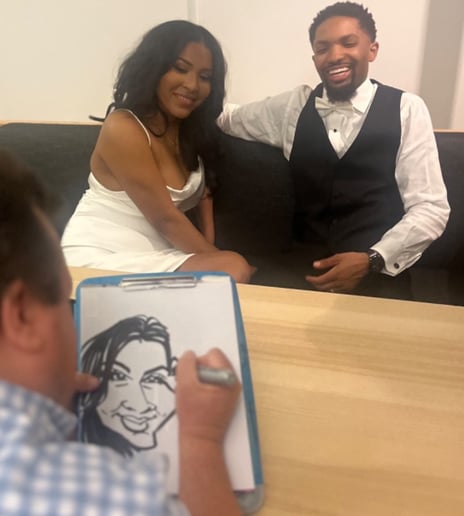 Gallery photo 1 of Paul Draws You