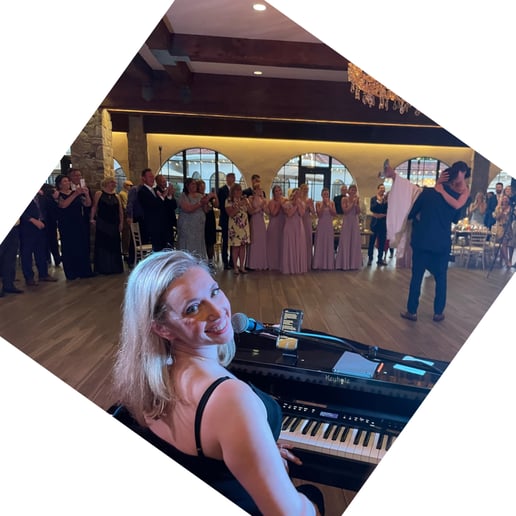 Gallery photo 5 of The Flying Ivories | Fort Lauderdale
