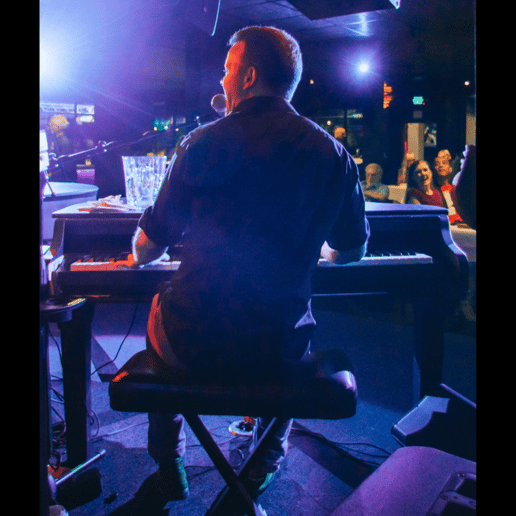 Gallery photo 8 of The Flying Ivories | Kansas City