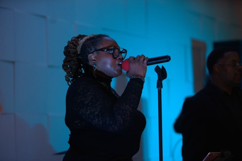 Gallery photo 46 of Hi-Fi! Soul Band