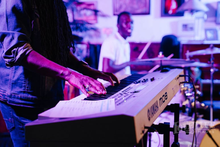 Gallery photo 29 of Hi-Fi! Soul Band