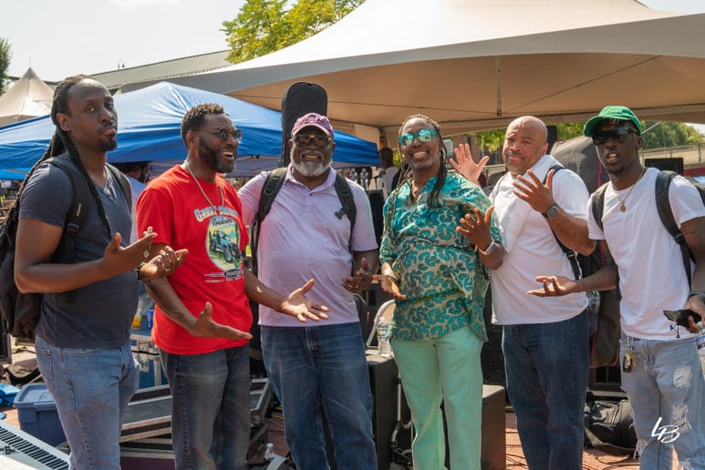 Gallery photo 8 of Hi-Fi! Soul Band