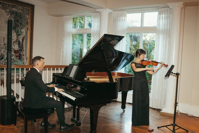 Gallery photo 9 of The Fox Music