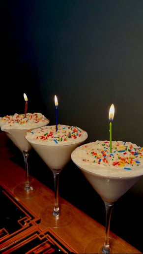 Gallery photo 10 of The French 75