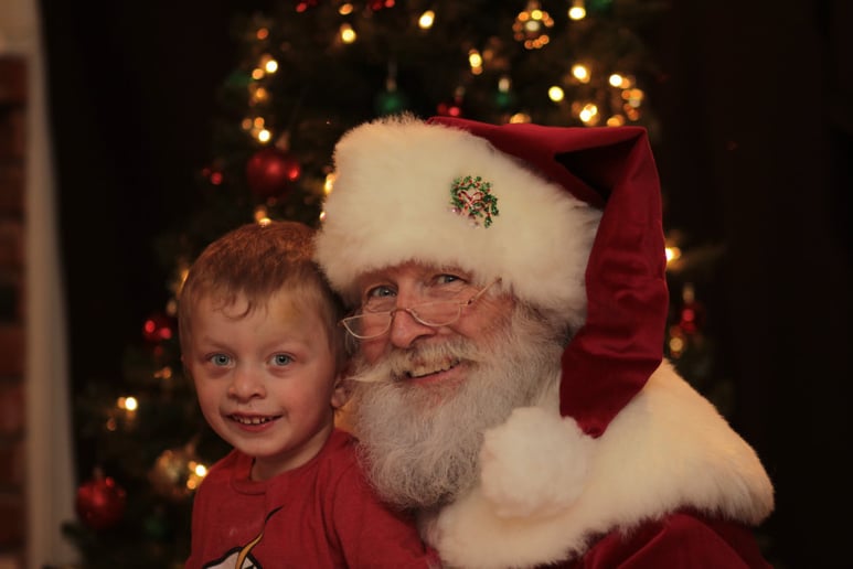 Gallery photo 18 of The Gentleman Santa