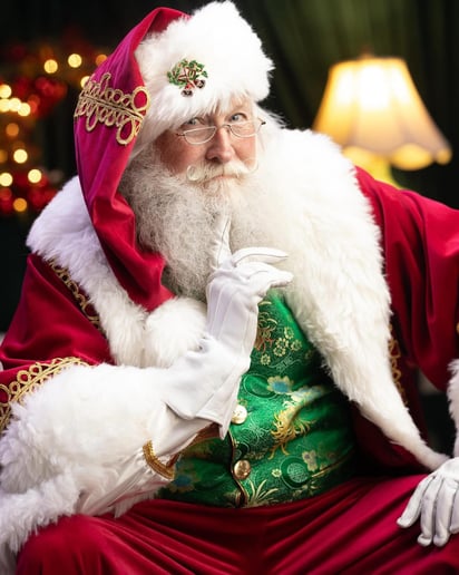 Gallery photo 10 of The Gentleman Santa