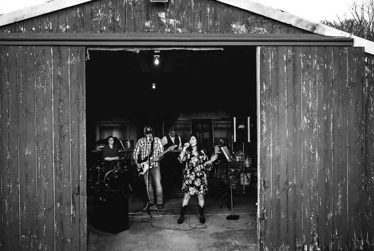 Gallery photo 1 of The Grace Scott Band