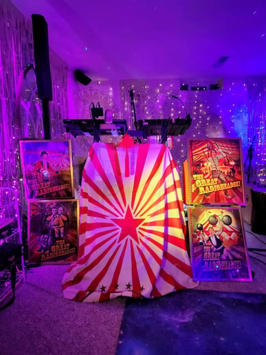Gallery photo 1 of The Great Radioheadski