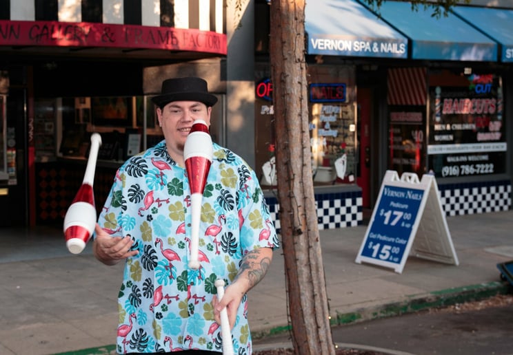Gallery photo 10 of The Great Richy Bee’s One-Man Circus