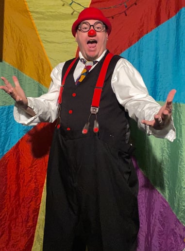 Gallery photo 9 of The Great Richy Bee’s One-Man Circus