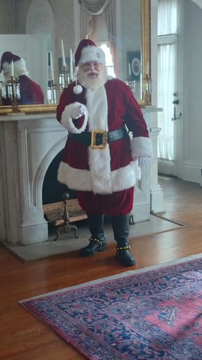 Gallery photo 8 of The Great Smoky Mountain Santa