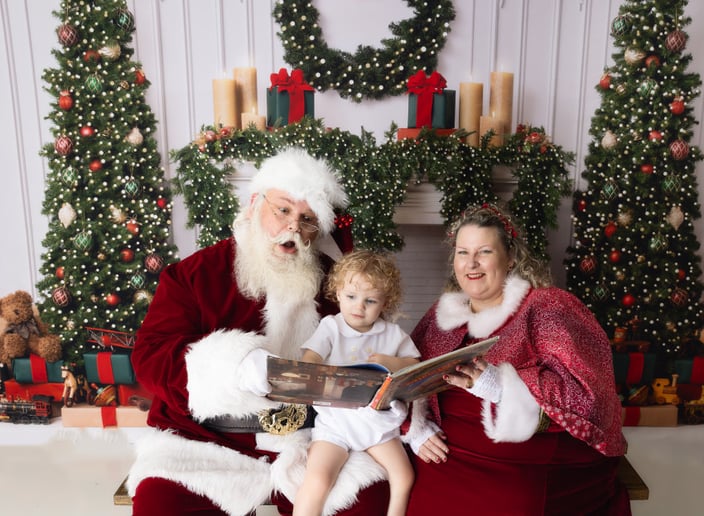 Gallery photo 15 of The Great Smoky Mountain Santa