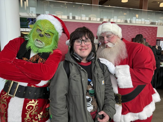 Gallery photo 2 of Ben The Grinch