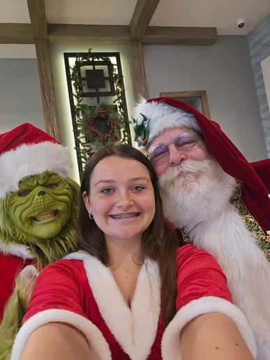 Gallery photo 3 of Vicki Russell as the The Grinch