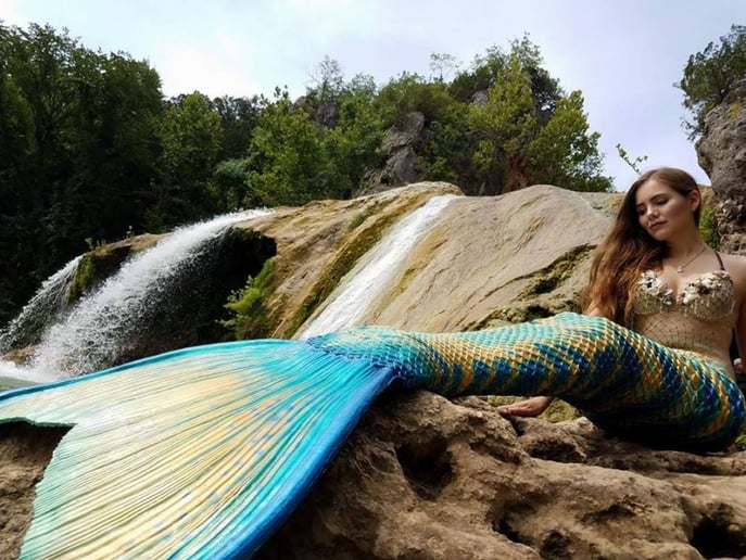 Gallery photo 3 of The Heartland Mermaid