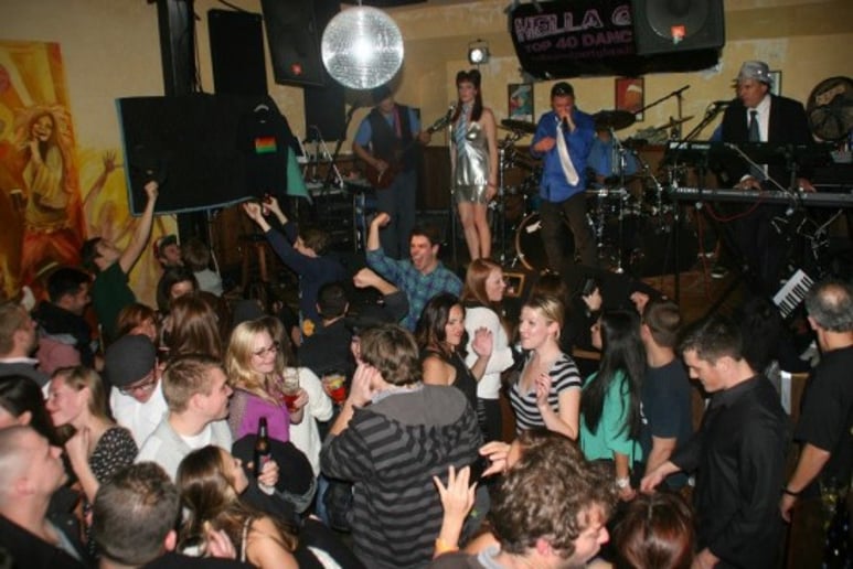 Gallery photo 4 of The Hella Good Party Band!