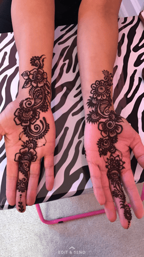 Gallery photo 5 of The Henna Artist Farah