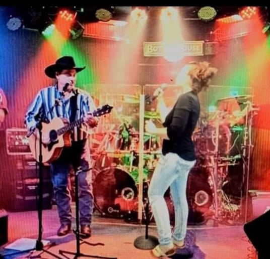 Gallery photo 2 of The Highway 41 Band